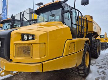 Dúmper articulado CATERPILLAR 730