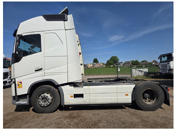 Cabeza tractora VOLVO FH 500 4X2 TRACTOR UNIT 2 TANKS VEB+: foto 3