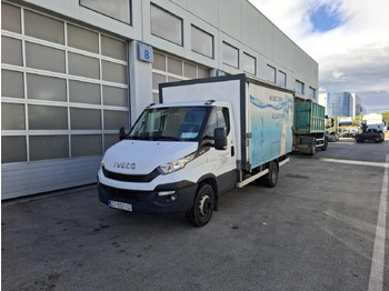 Furgoneta con caja de lona IVECO Daily