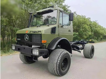 Chasis camión UNIMOG
