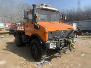 Chasis camión UNIMOG