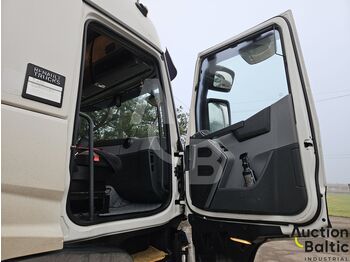 Cabeza tractora Renault: foto 5