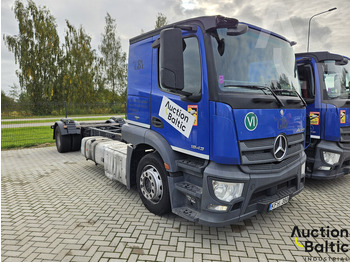 Chasis camión MERCEDES-BENZ Actros 1843