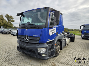 Chasis camión Mercedes-Benz Actros 1843: foto 2
