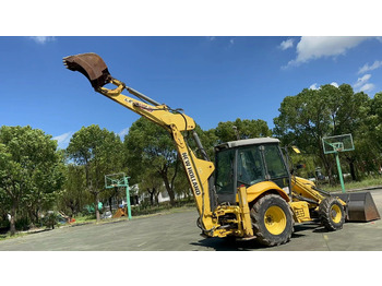 Retroexcavadora CNH LB95B-4PT: foto 2 Retroexcavadora CNH LB95B-4PT: foto 2