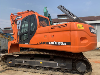 Excavadora de cadenas DOOSAN DX225LC