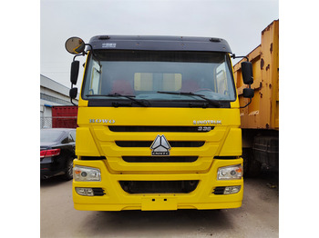 Volquete camión SINOTRUK HOWO