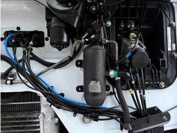 Cabeza tractora Renault Premium 460 AUTOMATIC RETARDER 2012: foto 4 Cabeza tractora Renault Premium 460 AUTOMATIC RETARDER 2012: foto 4