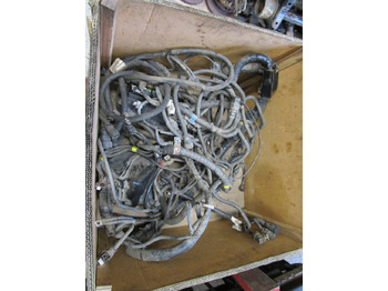 Sistema eléctrico para Camión MITSUBISHI FUSO 4P10 COMPLETE WIRING HARNESS: foto 2 Sistema eléctrico para Camión MITSUBISHI FUSO 4P10 COMPLETE WIRING HARNESS: foto 2