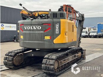 Excavadora de cadenas Volvo ECR145 EL: foto 3