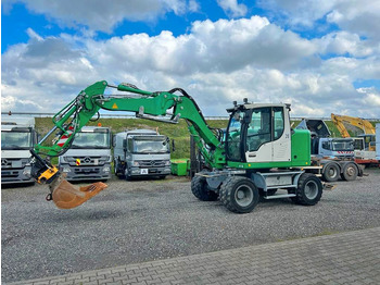 Leasing financiero de Liebherr A 912 Compact 3X Löffel 3 X Buckets  leasing Liebherr A 912 Compact 3X Löffel 3 X Buckets: foto 1