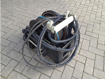 Grúa para camión Grove GMK 6400 rigging winch: foto 4