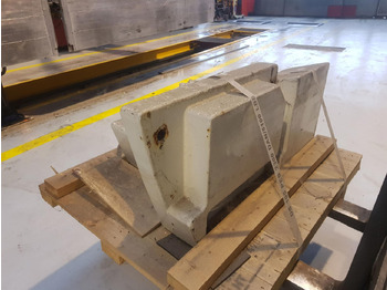 Contrapeso para Autogrúa Terex Terex Challenger 4200 counterweight 1,4 ton: foto 3 Contrapeso para Autogrúa Terex Terex Challenger 4200 counterweight 1,4 ton: foto 3