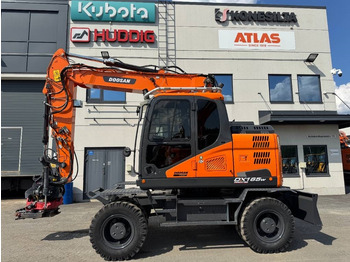 Excavadora de ruedas DOOSAN DX165W