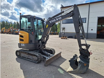 Miniexcavadora Volvo EC27D KALLISTAJA, 2-KAUHAA: foto 5