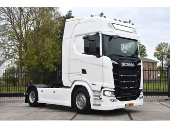 Cabeza tractora SCANIA S