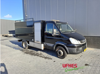 Volquete furgoneta IVECO Daily 70c17