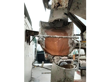 Camión hormigonera XCMG Official G4804B Used Cement Concrete Mixer 12m³ Concrete Mixer Truck HOWO: foto 5 Camión hormigonera XCMG Official G4804B Used Cement Concrete Mixer 12m³ Concrete Mixer Truck HOWO: foto 5