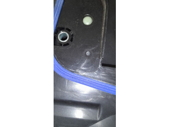 Piezas de recambio para Camión OSŁONA OBUDOWA INSTALACJI DAF XF 106 1835755 / 1835753  DAF XF 106 1835755 / 1835753 truck: foto 3
