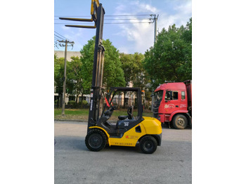 Carretilla elevadora diésel Komatsu Forklift 3 ton Capacity FD30-15, FD30-16, FD30-17: foto 2