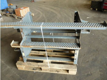 Cabina e interior Liebherr Access Ladder: foto 2