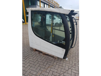 Cabina e interior LIEBHERR