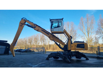Manipulador de materiales LIEBHERR LH 30 M