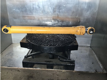 Cilindro hidráulico LIEBHERR