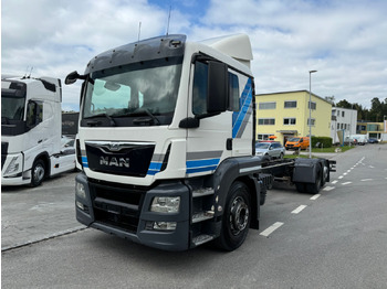 Chasis camión MAN TGS 26.440