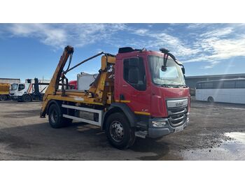 Portacontenedor de cadenas camión DAF LF 220