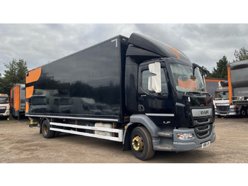 Camión caja cerrada DAF LF 230