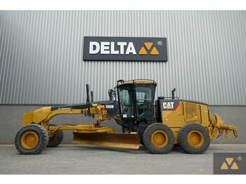 Grader CATERPILLAR 140M
