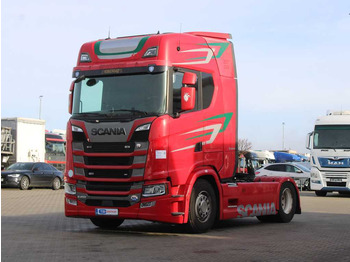 Cabeza tractora SCANIA S 450