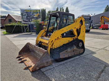 Minicargadora BOBCAT T190