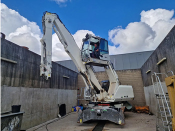 Manipulador de materiales SENNEBOGEN