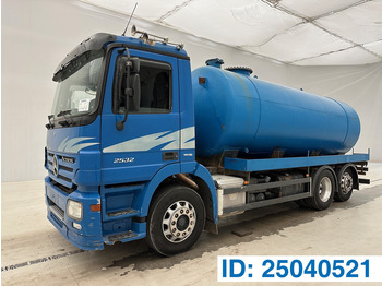 Cisterna camión MERCEDES-BENZ Actros 2532