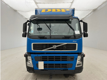 Camión caja cerrada Volvo FM 300: foto 2