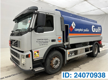 Cisterna camión VOLVO FM9 260