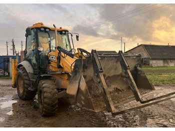 Retroexcavadora JCB 3CX
