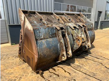 Cazo DOOSAN