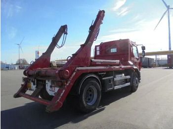 Portacontenedor de cadenas camión DAF LF LF 320: foto 4 Portacontenedor de cadenas camión DAF LF LF 320: foto 4