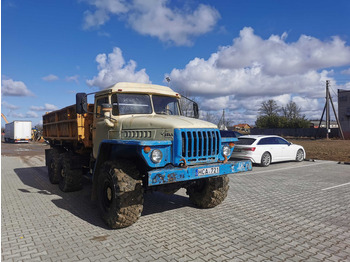 Volquete camión Ural Ural 4320 dump truck: foto 3