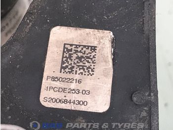 Piezas de recambio para Camión Renault AdBlue pomp Renault 7421679299: foto 5 Piezas de recambio para Camión Renault AdBlue pomp Renault 7421679299: foto 5
