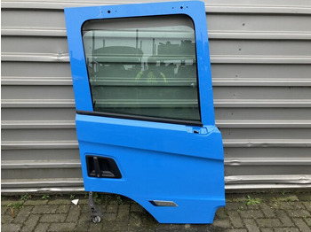 Puerta y piezas SCANIA P
