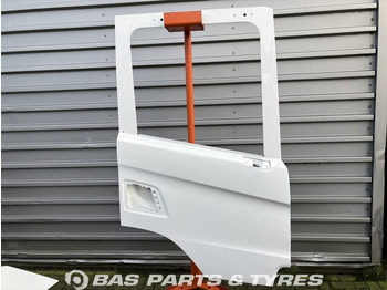 Puerta y piezas SCANIA P