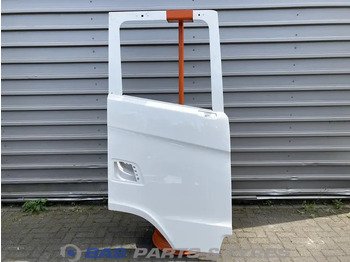 Puerta y piezas SCANIA S