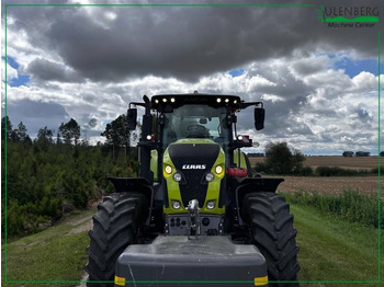 Tractor CLAAS Axion 800