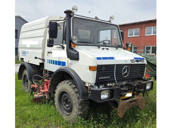 Maquinaria de construcción UNIMOG