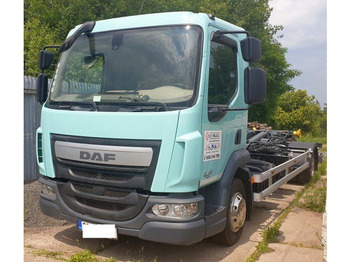 Multibasculante camión DAF LF 180