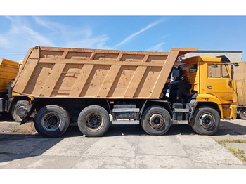 Volquete camión KAMAZ
